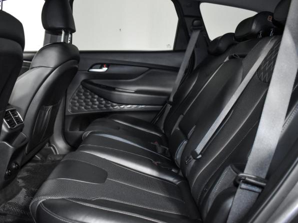 Hyundai Santa Fe IV с пробегом 2018 года, цена 2 600 000 рублей, 135500 км, внедорожник, Автокод Объявления