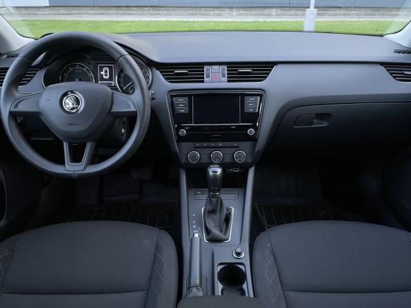 Skoda Octavia III (A7) Рестайлинг с пробегом 2020 года, цена 1 800 000 рублей, 79606 км, лифтбек, Автокод Объявления