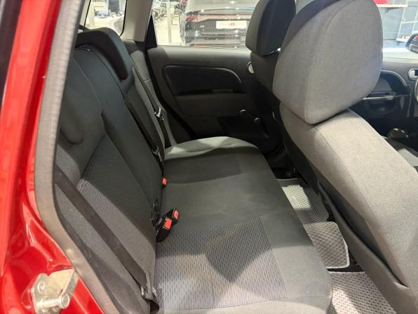 Ford Fiesta Mk5 с пробегом 2006 года, цена 350 000 рублей, 173240 км, хэтчбек, Автокод Объявления