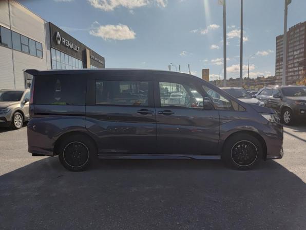 Honda Stepwgn V Рестайлинг с пробегом 2018 года, цена 2 395 000 рублей, 148276 км, минивэн, Автокод Объявления