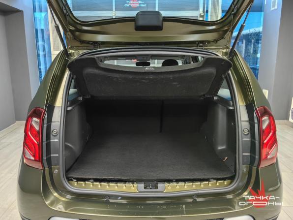 Renault Duster I Рестайлинг с пробегом 2018 года, цена 1 328 000 рублей, 136000 км, внедорожник, Автокод Объявления