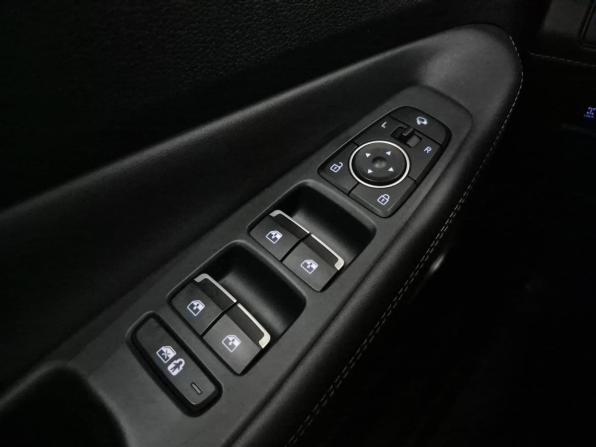 Hyundai Santa Fe IV Рестайлинг с пробегом 2023 года, цена 3 650 000 рублей, 45746 км, внедорожник, Автокод Объявления