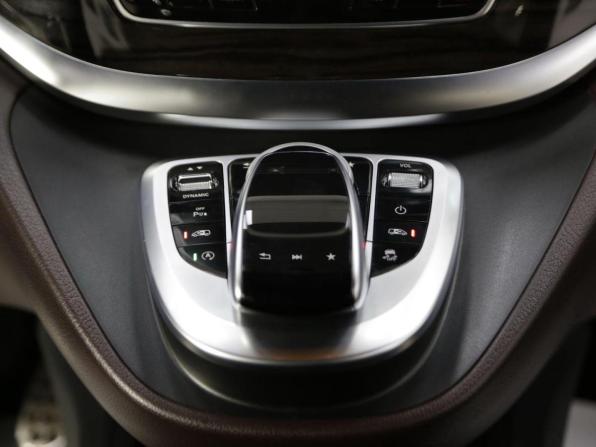 Mercedes-Benz V-Класс III (W447) с пробегом 2017 года, цена 2 999 000 рублей, 97658 км, минивэн, Автокод Объявления