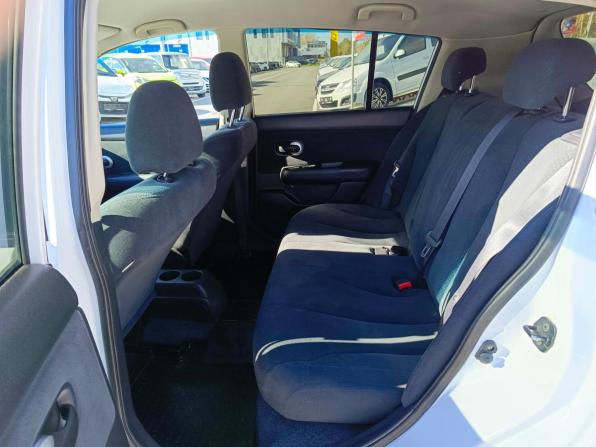 Nissan Tiida I Рестайлинг с пробегом 2013 года, цена 899 995 рублей, 164000 км, хэтчбек, Автокод Объявления