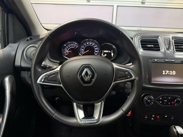 Renault Logan II Рестайлинг с пробегом 2020 года, цена 1 150 000 рублей, 108221 км, седан, Автокод Объявления