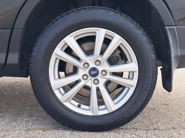 Ford Kuga II Рестайлинг с пробегом 2018 года, цена 1 870 000 рублей, 93637 км, внедорожник, Автокод Объявления