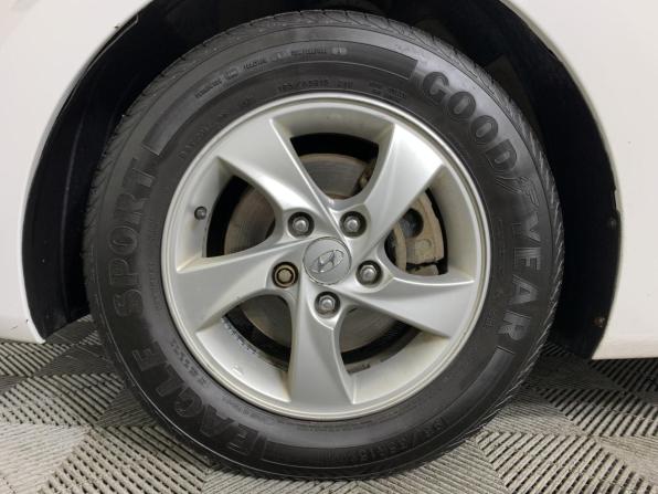 Hyundai Avante V с пробегом 2012 года, цена 715 000 рублей, 234306 км, седан, Автокод Объявления