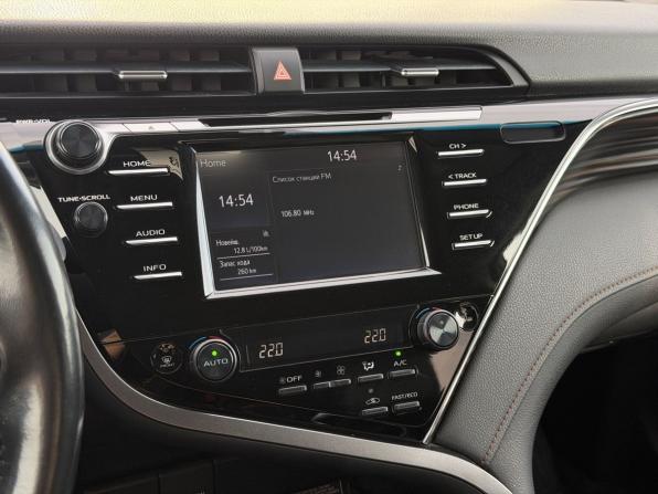 Toyota Camry VIII (XV70) с пробегом 2018 года, цена 2 380 000 рублей, 122792 км, седан, Автокод Объявления