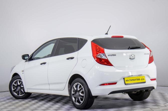 Hyundai Solaris I Рестайлинг с пробегом 2014 года, цена 1 299 000 рублей, 63250 км, хэтчбек, Автокод Объявления