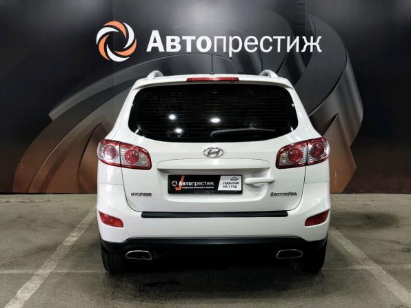 Hyundai Santa Fe II Рестайлинг с пробегом 2010 года, цена 1 120 000 рублей, 259524 км, внедорожник, Автокод Объявления