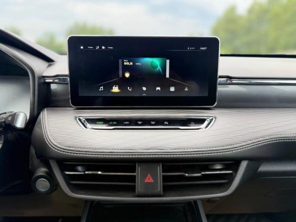Haval Jolion I с пробегом 2023 года, цена 1 772 200 рублей, 14039 км, внедорожник, Автокод Объявления