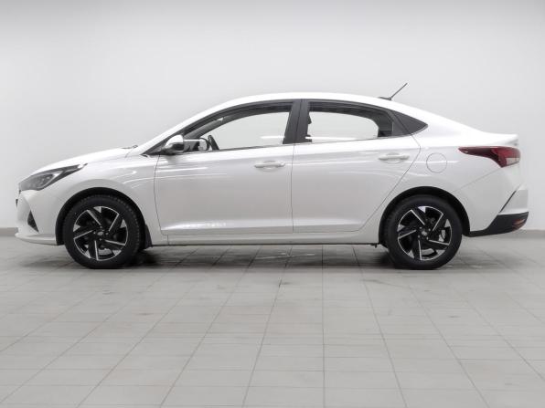 Hyundai Solaris II Рестайлинг с пробегом 2022 года, цена 1 590 000 рублей, 107306 км, седан, Автокод Объявления