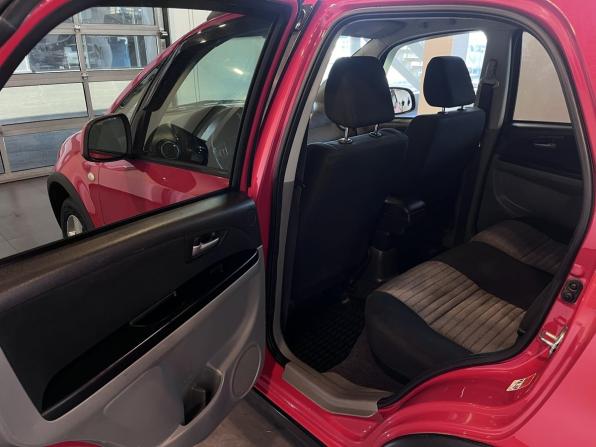 Suzuki SX4 I (Classic) с пробегом 2008 года, цена 685 000 рублей, 251718 км, хэтчбек, Автокод Объявления