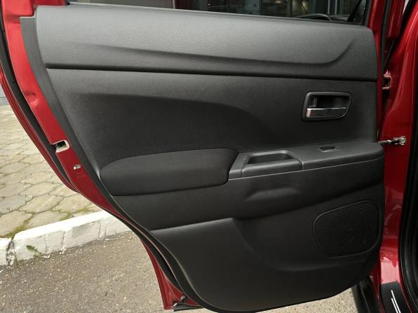 Mitsubishi ASX I с пробегом 2012 года, цена 681 000 рублей, 305860 км, внедорожник, Автокод Объявления