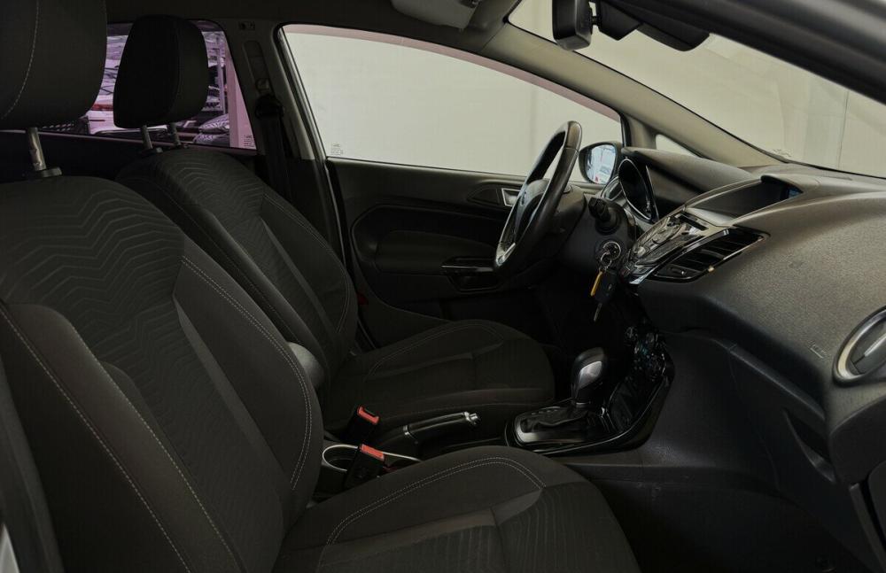 Ford Fiesta Mk6 Рестайлинг Москва  - изображение 12