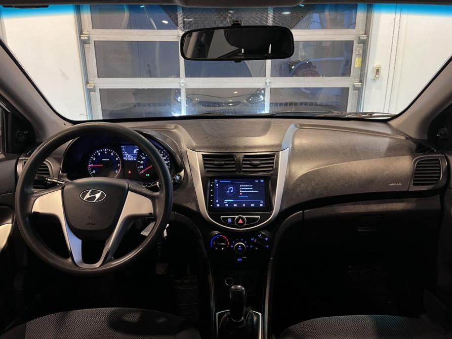 Hyundai Solaris I Чебоксары  - изображение 9