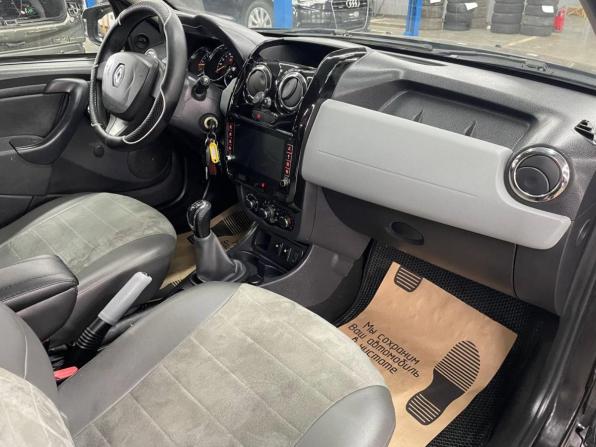 Renault Duster I Рестайлинг с пробегом 2017 года, цена 929 000 рублей, 75310 км, внедорожник, Автокод Объявления
