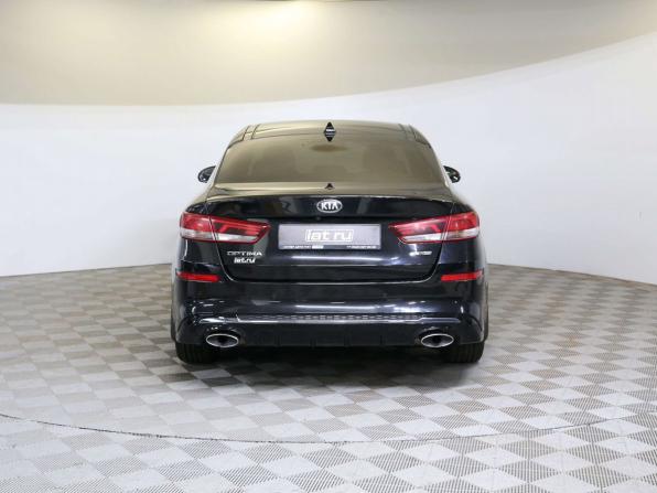 Kia Optima IV Рестайлинг с пробегом 2018 года, цена 1 990 000 рублей, 155000 км, седан, Автокод Объявления