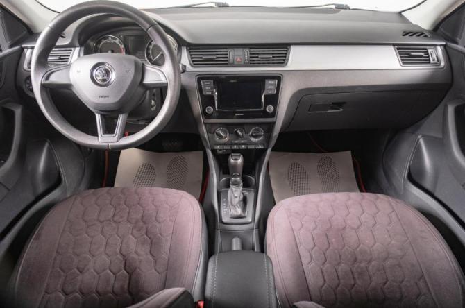 Skoda Rapid I Рестайлинг с пробегом 2019 года, цена 1 369 000 рублей, 98000 км, лифтбек, Автокод Объявления