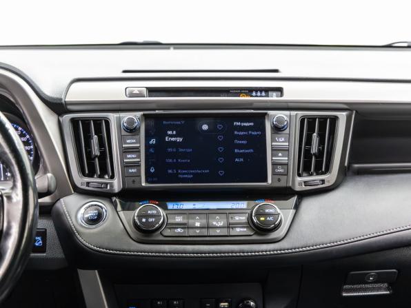 Toyota RAV4 IV (XA40) Рестайлинг с пробегом 2019 года, цена 1 948 000 рублей, 291021 км, внедорожник, Автокод Объявления