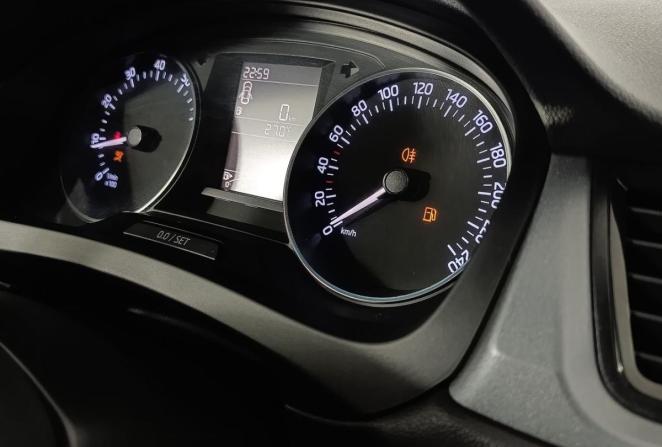Skoda Rapid I с пробегом 2016 года, цена 1 070 000 рублей, 98050 км, лифтбек, Автокод Объявления
