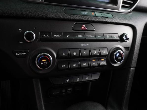 Kia Sportage IV с пробегом 2016 года, цена 1 699 000 рублей, 177002 км, внедорожник, Автокод Объявления