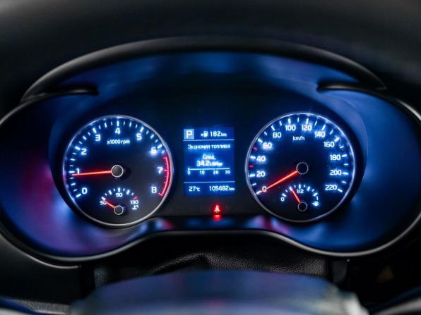 Kia Rio IV с пробегом 2018 года, цена 1 460 000 рублей, 105000 км, седан, Автокод Объявления