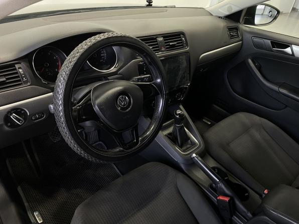 Volkswagen Jetta VI Рестайлинг с пробегом 2016 года, цена 999 900 рублей, 365250 км, седан, Автокод Объявления