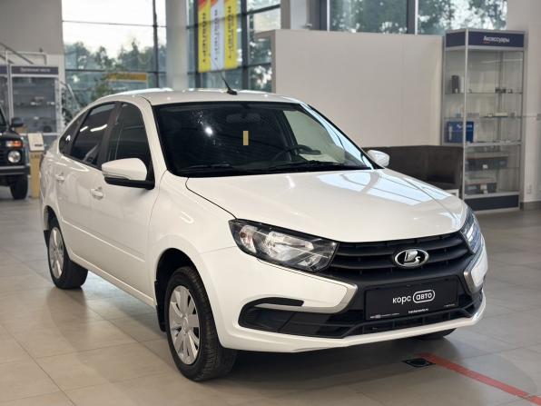 Lada (ВАЗ) Granta I Рестайлинг с пробегом 2022 года, цена 708 000 рублей, 58550 км, лифтбек, Автокод Объявления