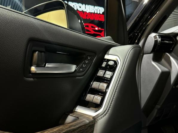 Toyota Land Cruiser 300 Series с пробегом 2026 года, цена 13 900 000 рублей, 16 км, внедорожник, Автокод Объявления