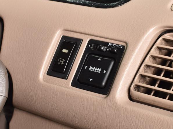 Toyota Nadia с пробегом 2000 года, цена 499 995 рублей, 300000 км, компактвэн, Автокод Объявления