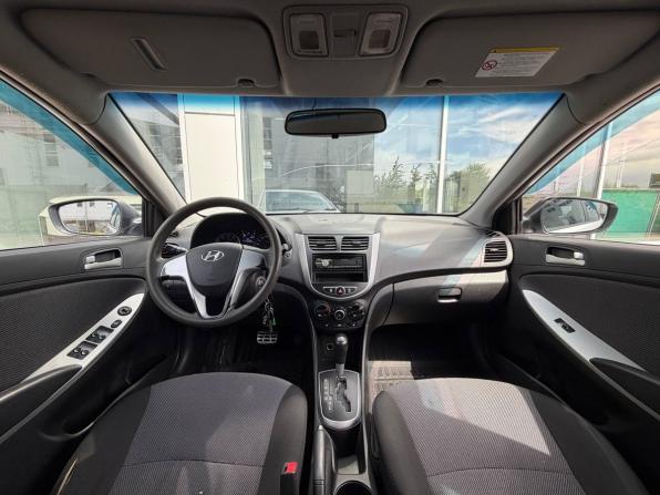 Hyundai Solaris I с пробегом 2013 года, цена 495 000 рублей, 172000 км, седан, Автокод Объявления