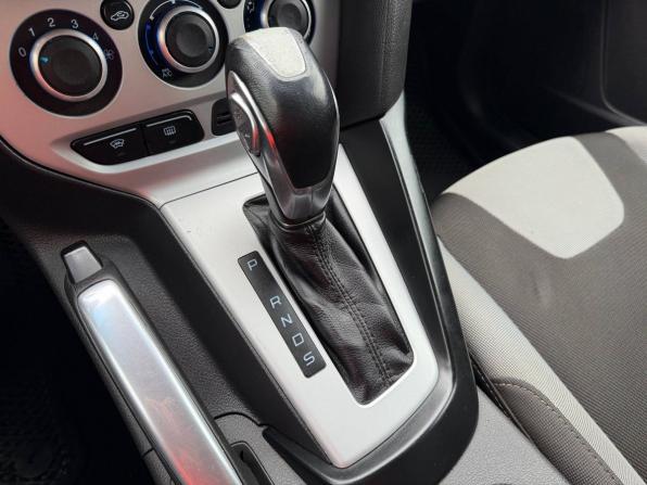 Ford Focus III с пробегом 2012 года, цена 595 000 рублей, 275238 км, хэтчбек, Автокод Объявления