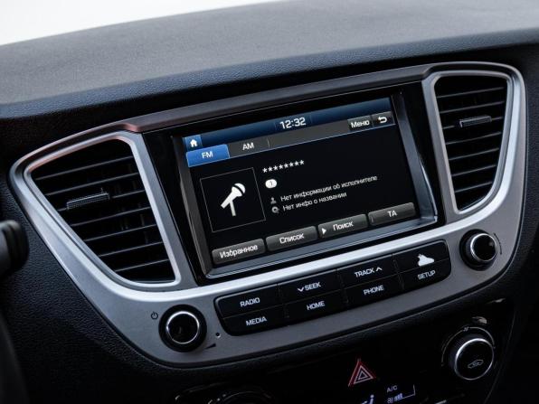 Hyundai Solaris II с пробегом 2019 года, цена 1 550 000 рублей, 116851 км, седан, Автокод Объявления