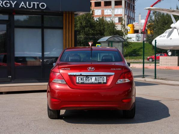 Hyundai Solaris I с пробегом 2012 года, цена 800 000 рублей, 230299 км, седан, Автокод Объявления