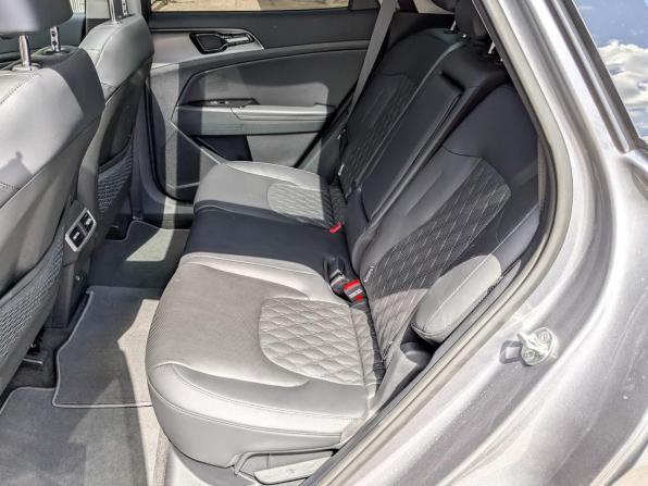 Kia Sportage V с пробегом 2024 года, цена 4 580 500 рублей, 7956 км, внедорожник, Автокод Объявления