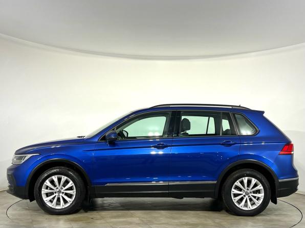 Volkswagen Tiguan II Рестайлинг с пробегом 2021 года, цена 2 690 000 рублей, 68510 км, внедорожник, Автокод Объявления