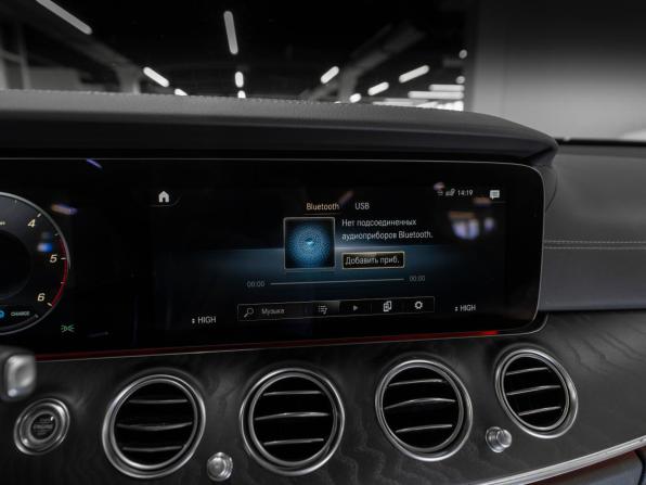Mercedes-Benz E-Класс V (W213 S213 C238) Рестайлинг с пробегом 2023 года, цена 5 500 000 рублей, 58454 км, седан, Автокод Объявления
