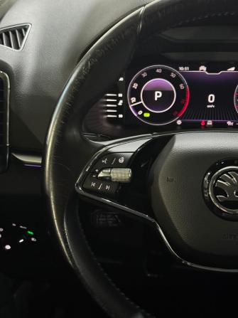 Skoda Karoq I с пробегом 2021 года, цена 2 569 000 рублей, 87000 км, внедорожник, Автокод Объявления