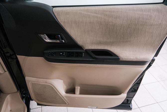 Toyota Alphard II с пробегом 2012 года, цена 2 399 000 рублей, 287000 км, минивэн, Автокод Объявления