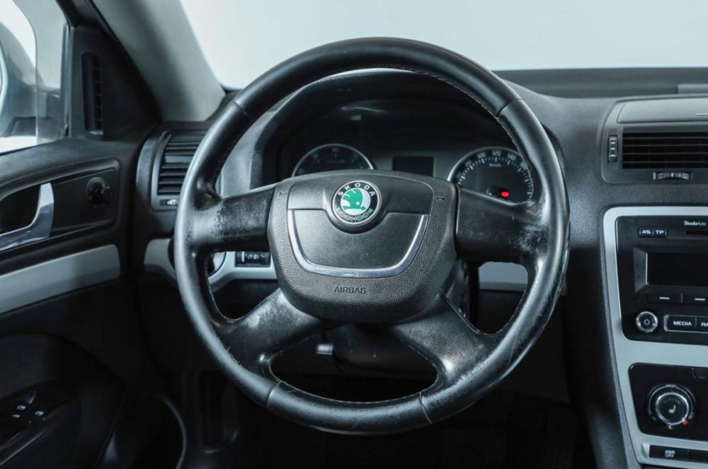 Skoda Octavia II (A5) Рестайлинг Новосибирск  - изображение 12