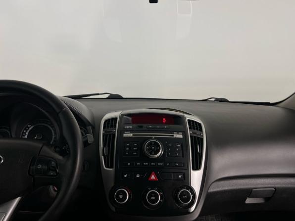 Kia Ceed I Рестайлинг с пробегом 2011 года, цена 499 000 рублей, 202000 км, хэтчбек, Автокод Объявления