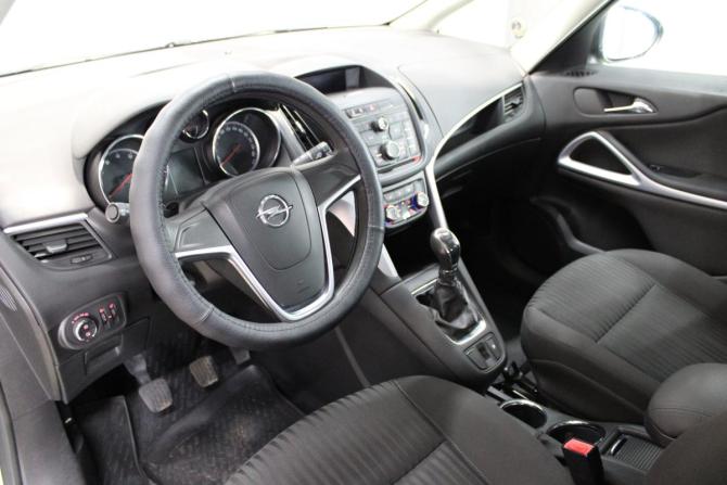 Opel Zafira C с пробегом 2013 года, цена 815 000 рублей, 190843 км, минивэн, Автокод Объявления