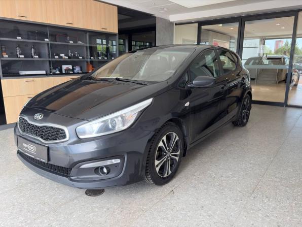 Kia Ceed II Рестайлинг с пробегом 2015 года, цена 749 000 рублей, 286953 км, хэтчбек, Автокод Объявления