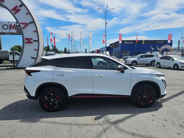 Omoda C5 I с пробегом 2023 года, цена 1 899 995 рублей, 22798 км, внедорожник, Автокод Объявления