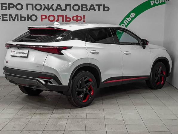 Omoda C5 I с пробегом 2023 года, цена 2 060 000 рублей, 15054 км, внедорожник, Автокод Объявления