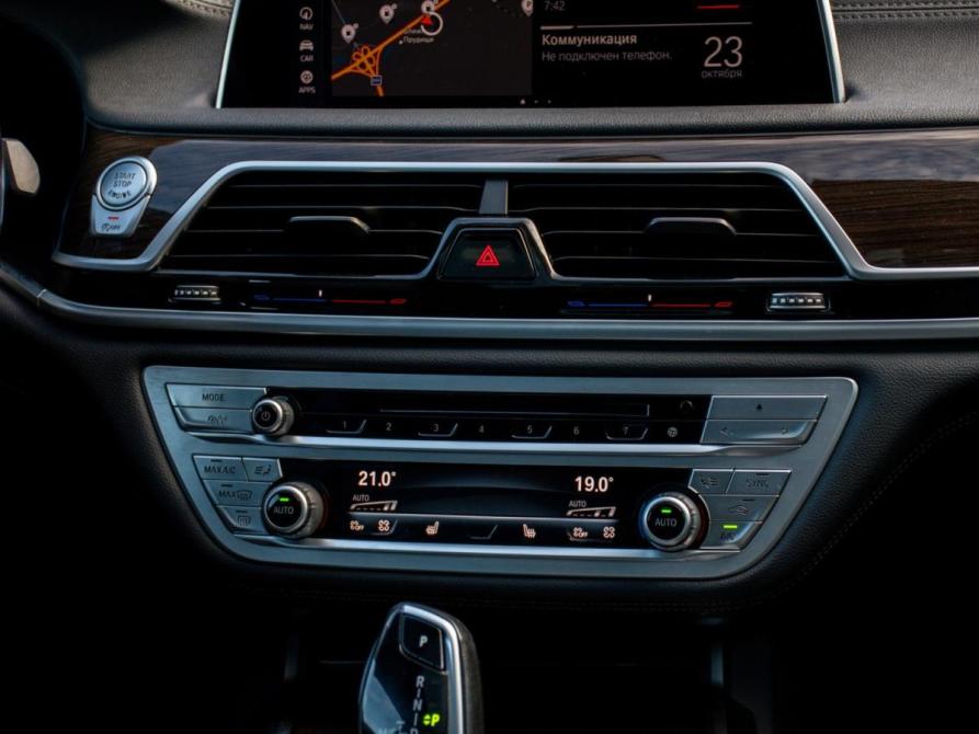 BMW 7 серии VI (G11/G12) Рестайлинг Москва  - изображение 13