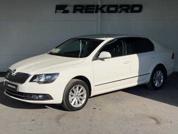 Skoda Superb II Рестайлинг с пробегом 2014 года, цена 1 549 000 рублей, 130000 км, лифтбек, Автокод Объявления