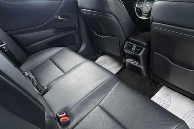 Lexus ES VII с пробегом 2021 года, цена 4 299 000 рублей, 125402 км, седан, Автокод Объявления