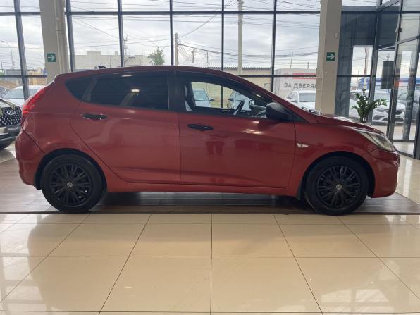 Hyundai Solaris I с пробегом 2012 года, цена 530 000 рублей, 173590 км, хэтчбек, Автокод Объявления
